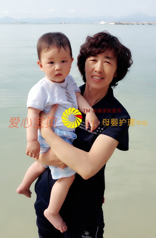 从满月带到大的宝宝经历才是一位好育儿嫂资质