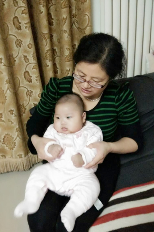 育儿嫂