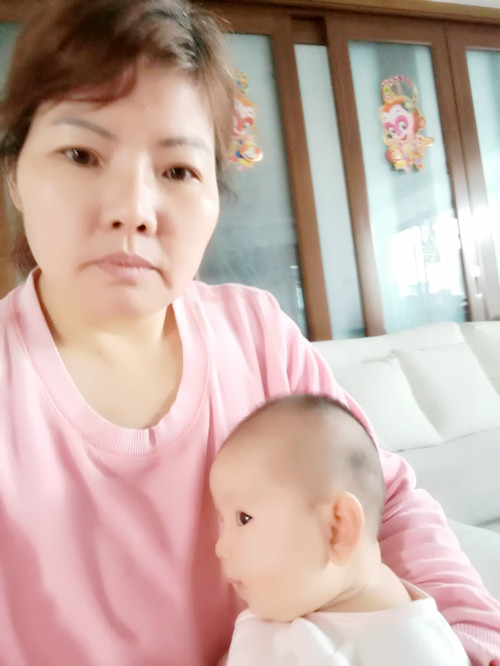 涉外育婴师