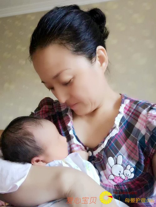 高级育儿嫂