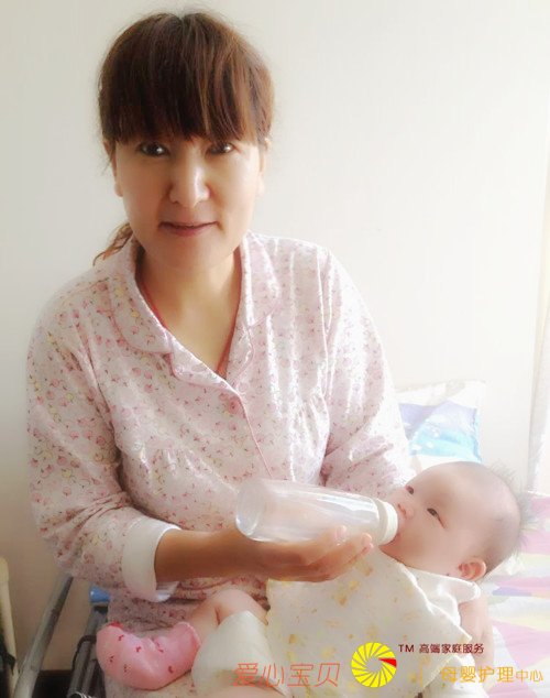 涉外育婴师