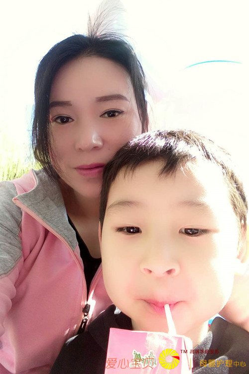 高级育儿嫂